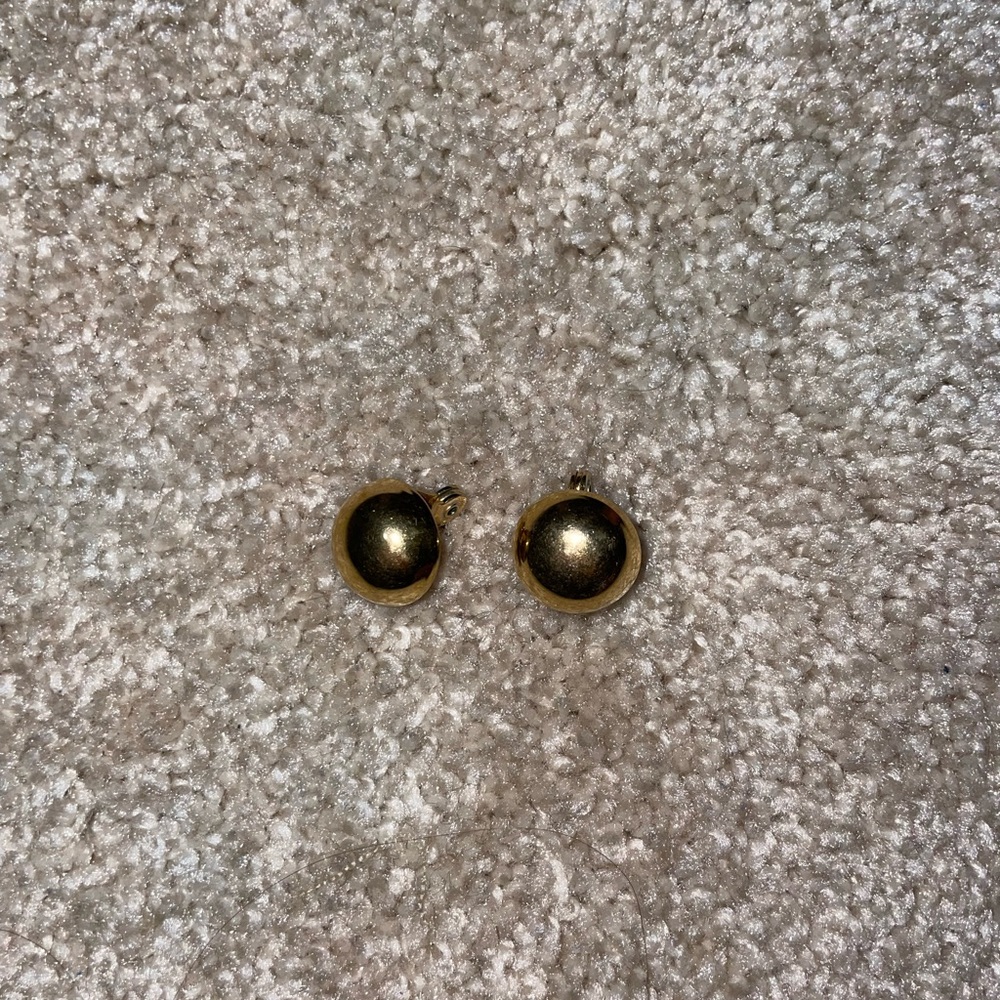 Vintage 50’s Gold Round Stud Clip-on Earrings - Picture 6 of 7